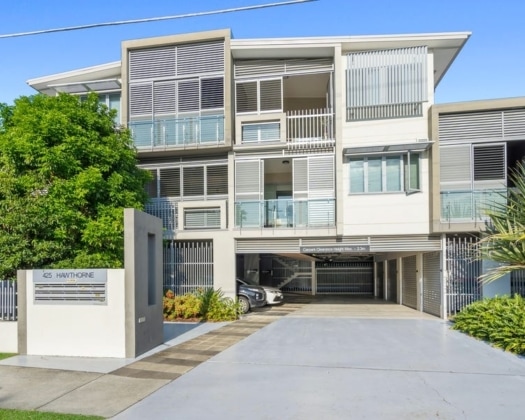 Social Realty - 425 Hawthorne Road - BULIMBA