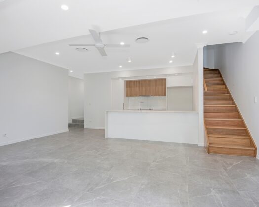 3/68 Dickenson Street