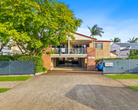 2/24 Kitson Street