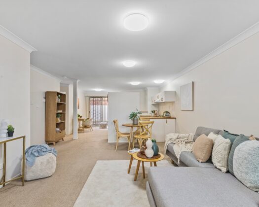 2/24 Kitson Street