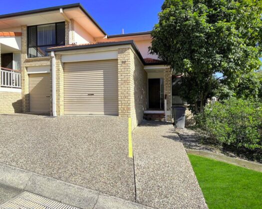 30/1180 Creek Road