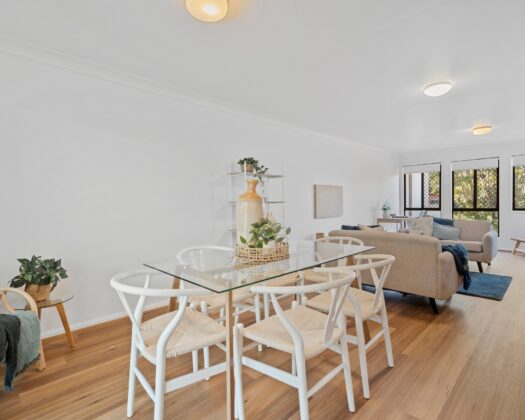 3/1180 Creek Road